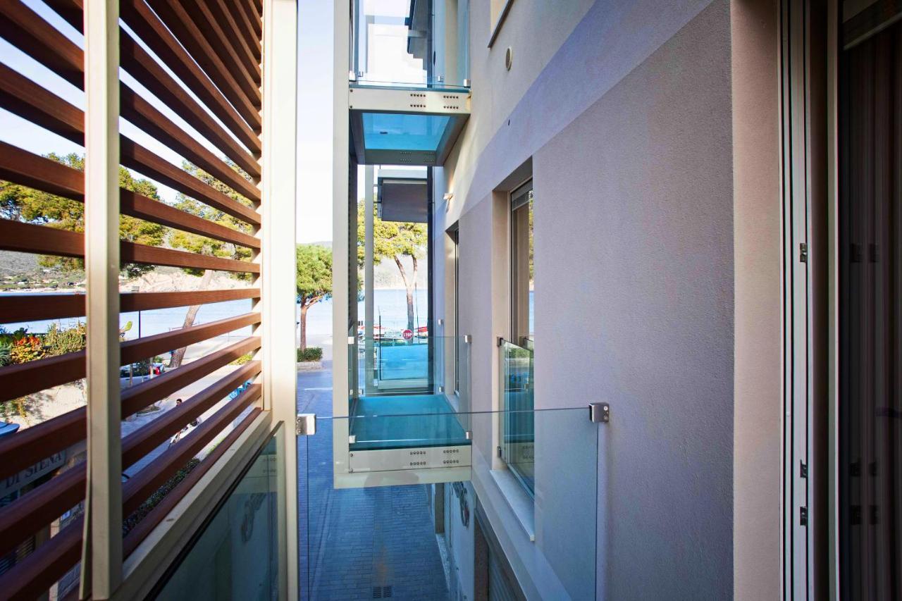 Vistamare Suite & Room مارينا دي كامبو المظهر الخارجي الصورة